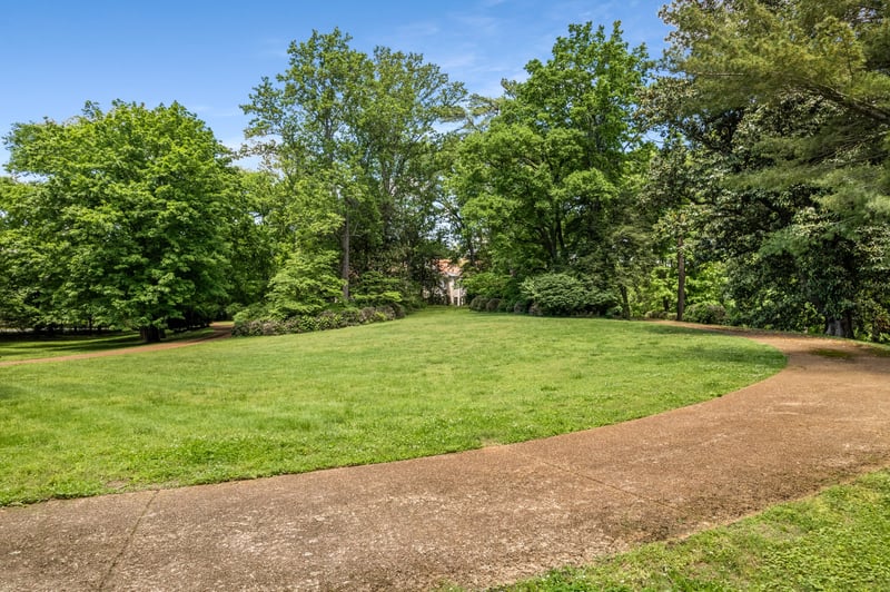 104 Lynnwood Blvd, Nashville, TN 37205