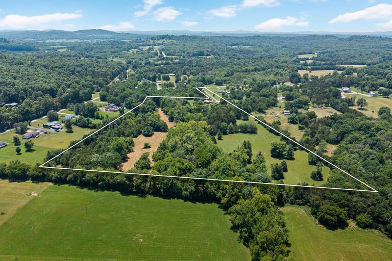 3455 Philadelphia Rd, Lebanon, TN 37087