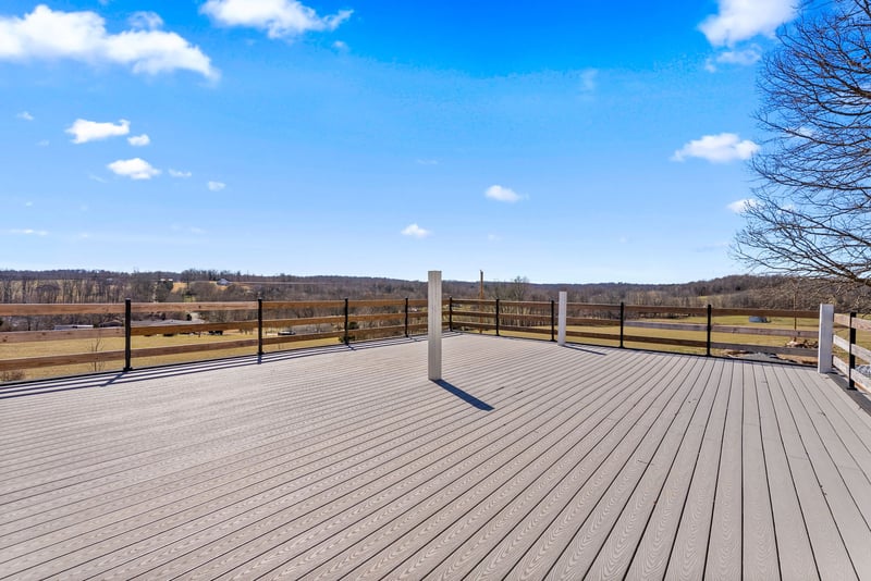 928 Red Bird Ln, Cumberland Furnace, TN 37051