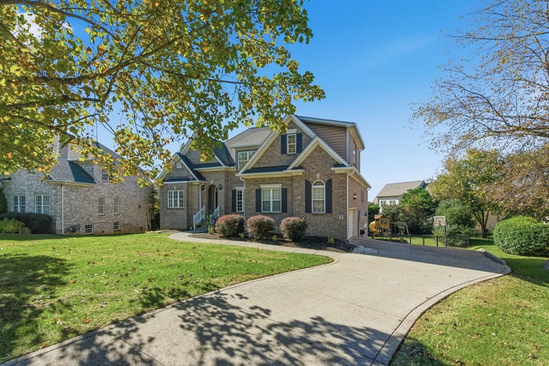 1623 Fair House Rd, Spring Hill, TN 37174