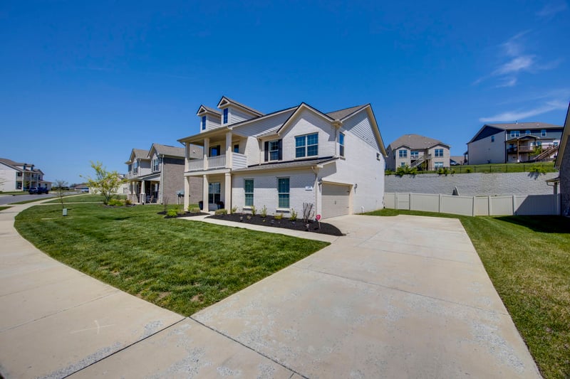 147 Macy Dr, Hendersonville, TN 37075