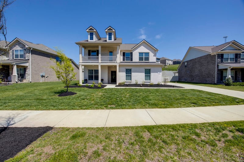 147 Macy Dr, Hendersonville, TN 37075