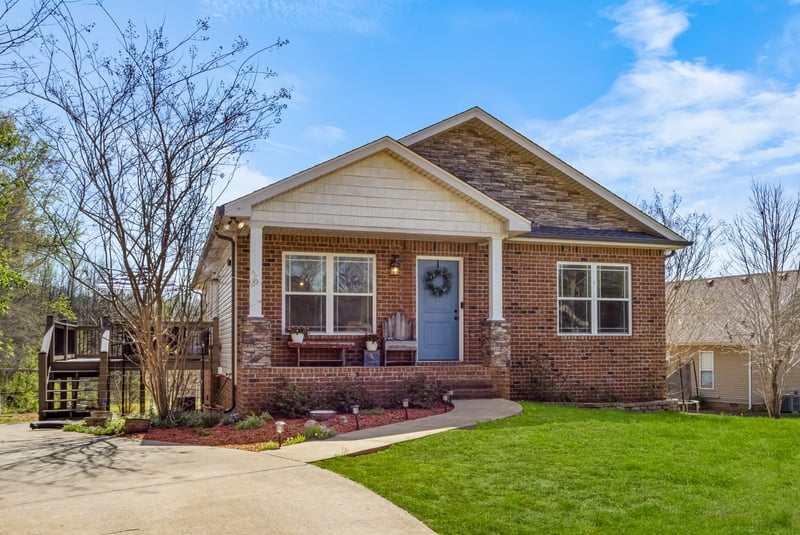 140 Pocono Dr, Pleasant View, TN 37146