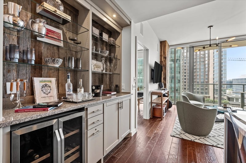 1212 Laurel St #906, Nashville, TN 37203