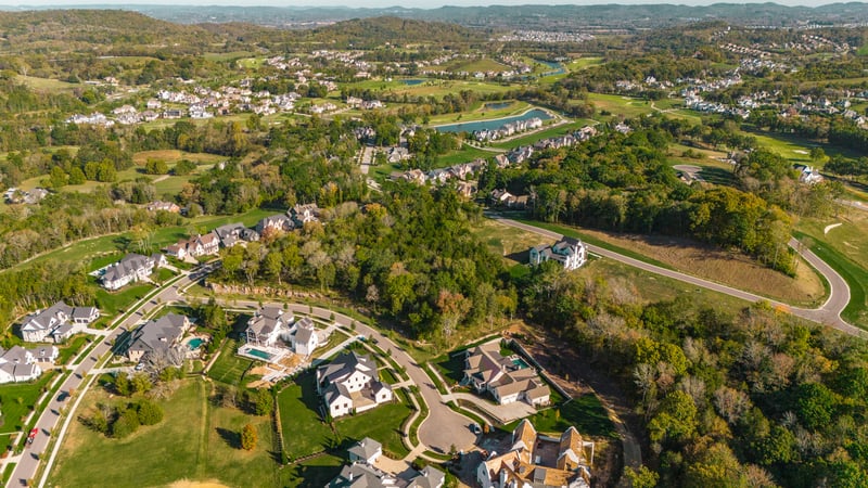 8704 Ashbrook Ln, College Grove, TN 37046