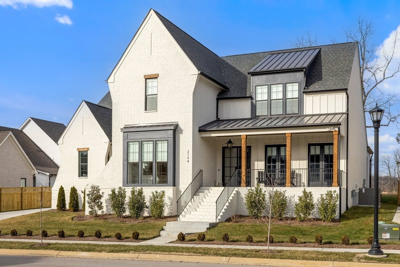 2194 Burgin Dr, Thompsons Station, TN 37179