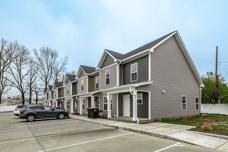 100 Billy Robb St #B, Greenbrier, TN 37073