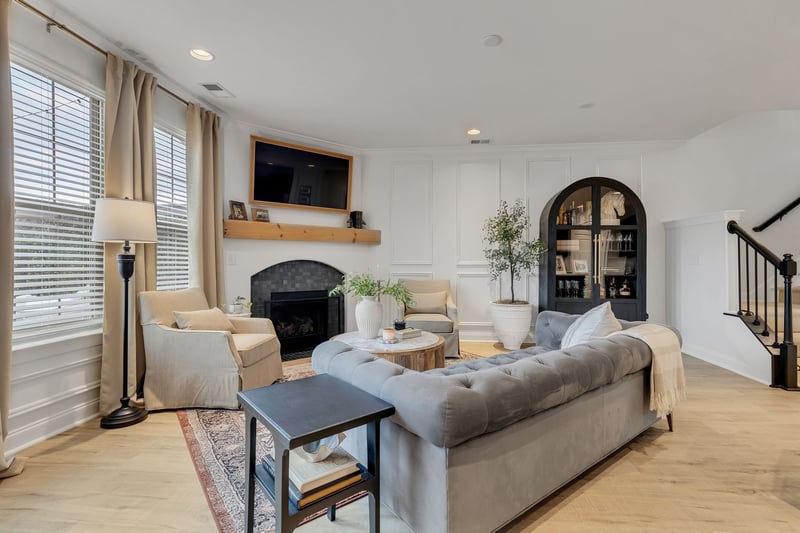 811 Silkwood Dr, Nashville, TN 37221