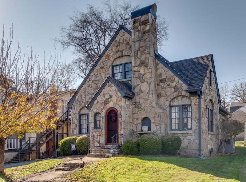 906 Myers Ave, Columbia, TN 38401