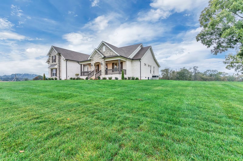 1581 John Sharp Rd, Spring Hill, TN 37174