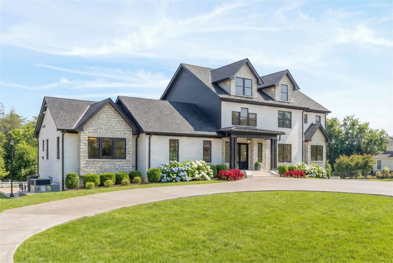 102 Steeplechase Ln, Nashville, TN 37221