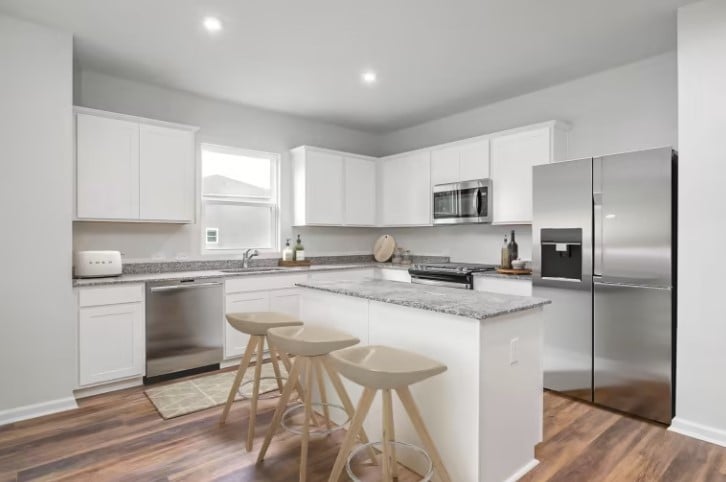 3827 Cobbler Ct, Columbia, TN 38401