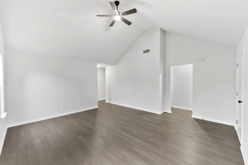 1626 Jo Ann Dr, La Vergne, TN 37086