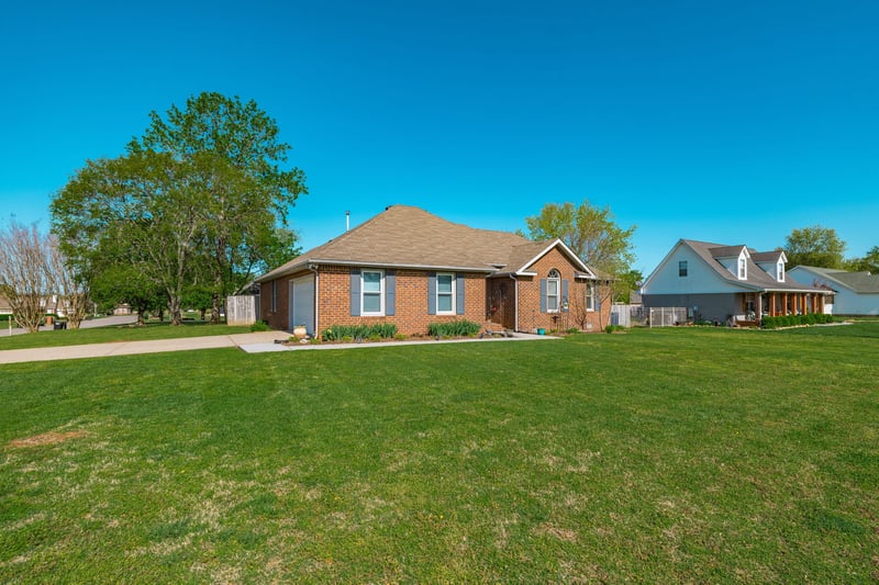 2403 English Hill Dr, Murfreesboro, TN 37130