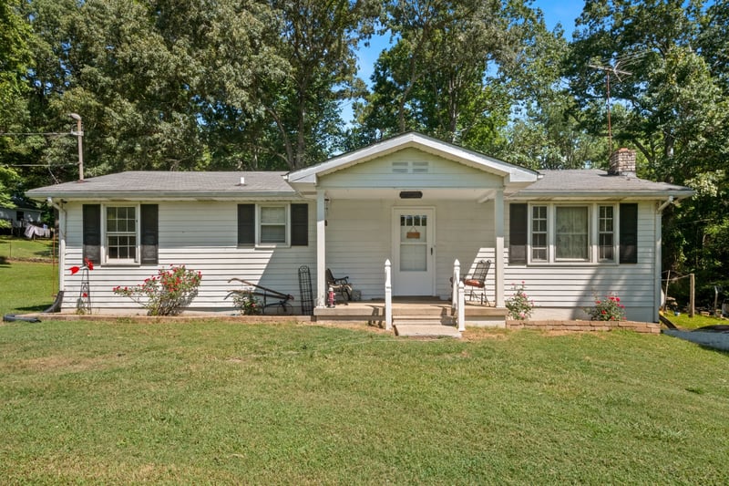 1284 Highway 96 , Fairview, TN 37062