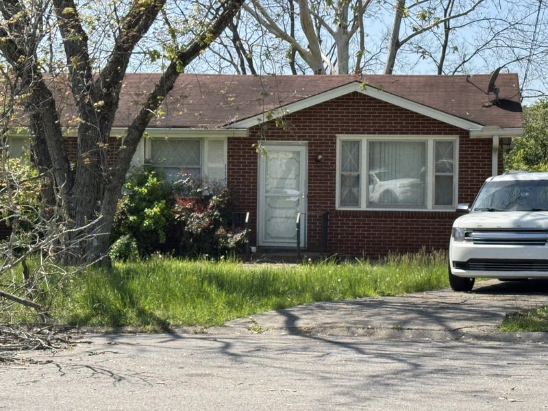 113 Eve Circle Ave, Nashville, TN 37218