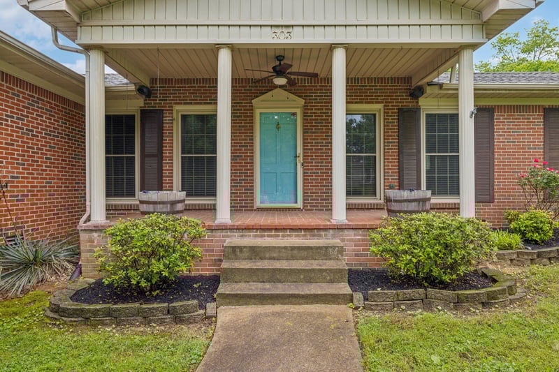 303 Carol Dr, Columbia, TN 38401