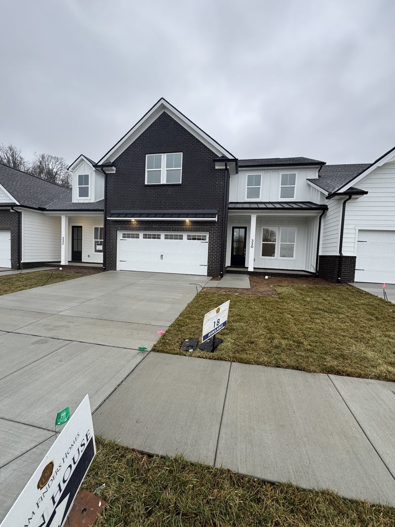 457 Buckwood Ave, Thompsons Station, TN 37179