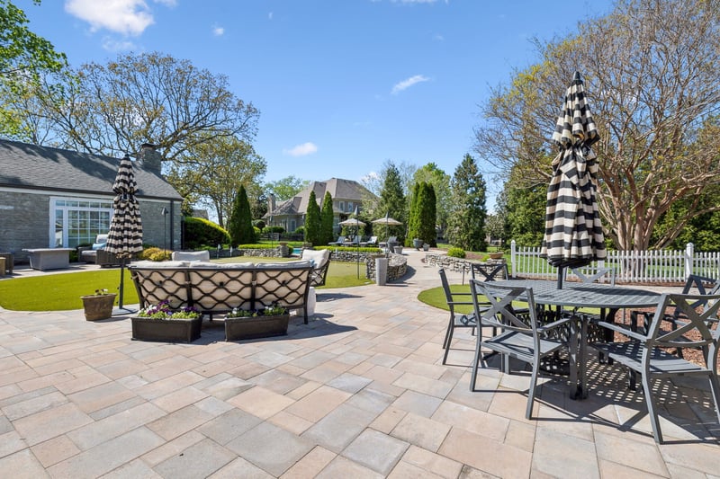 440 E Main St, Hendersonville, TN 37075