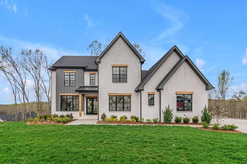 4833 Woodrow Pl, Arrington, TN 37014