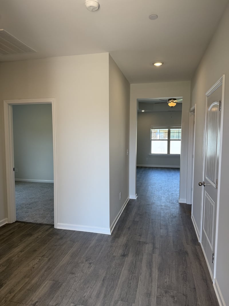 203 Streamflow Dr, Ashland City, TN 37015