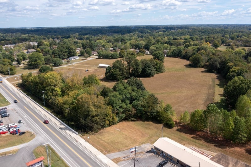 105 East Side Dr, White House, TN 37188