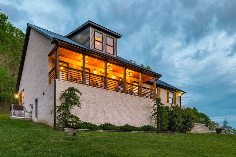 546 Brazier Ln, Gallatin, TN 37066