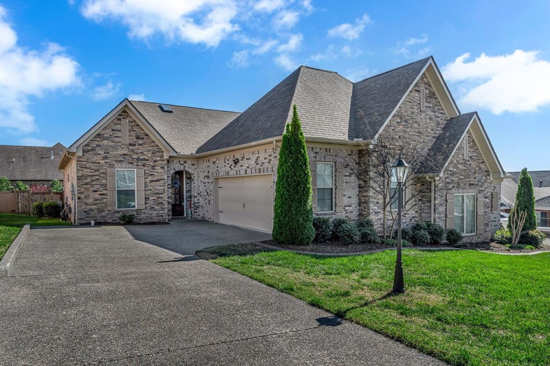 157 Cobbler Cir, Hendersonville, TN 37075