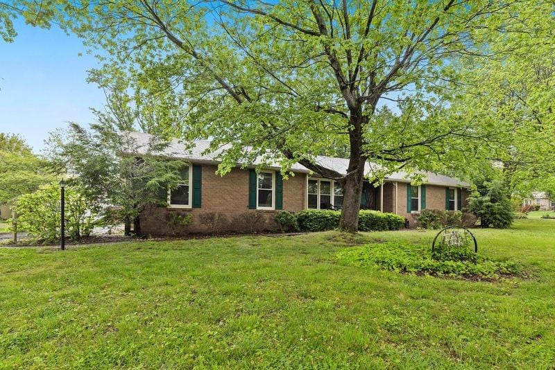 4347 Baton Rouge Dr, Hermitage, TN 37076