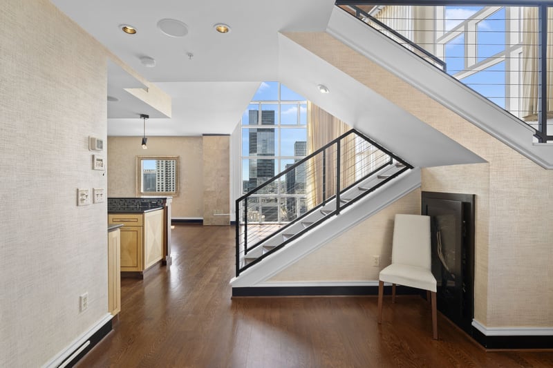 555 Church St #2300, Nashville, TN 37219