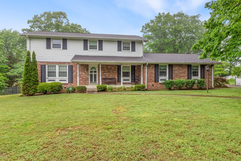 103 Forrest Hills Dr, Dickson, TN 37055