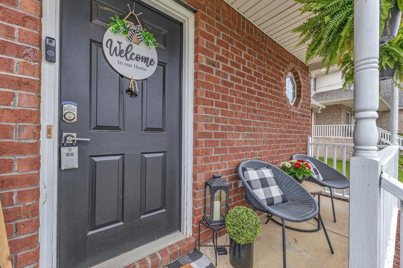 1076 Blairfield Dr, Antioch, TN 37013