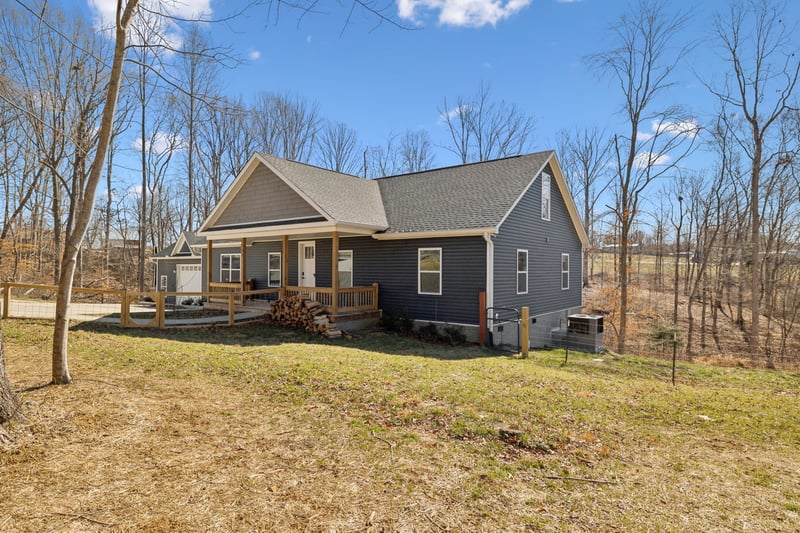 5083 Carlene Jones Rd, Westmoreland, TN 37186