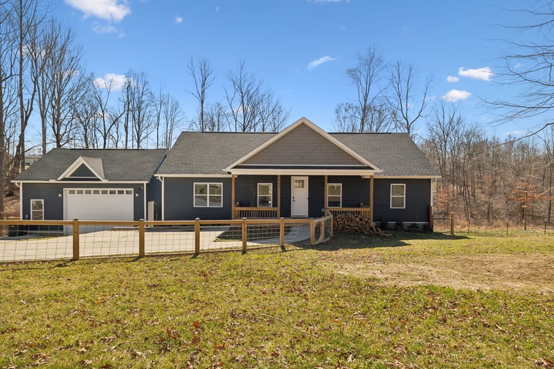 5083 Carlene Jones Rd, Westmoreland, TN 37186