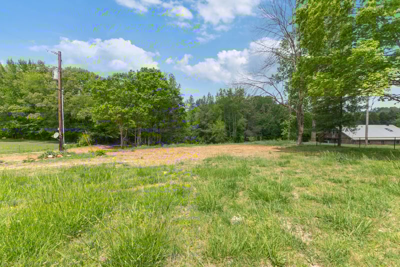 671 Poplar Ridge Rd, Chapmansboro, TN 37035