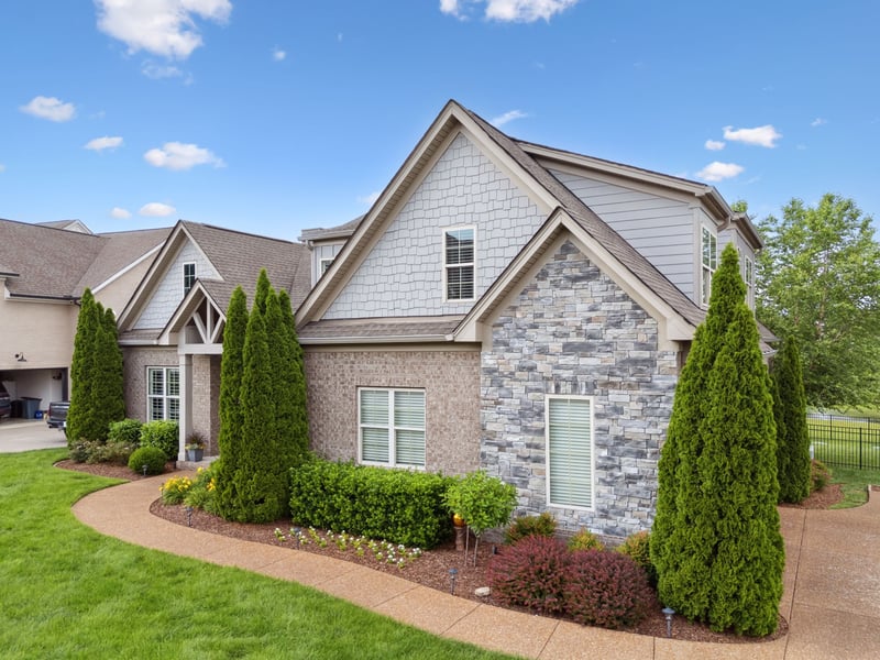 4136 Banner Square Ln, Arrington, TN 37014