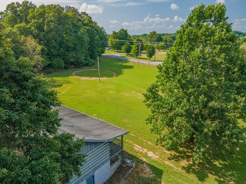 2151 Maysville Rd, Dickson, TN 37055
