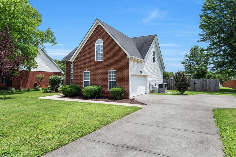 3406 Meadowhill Dr, Murfreesboro, TN 37130