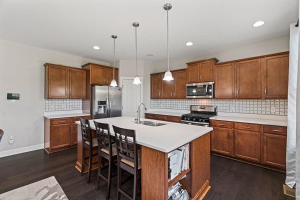 372 Old Stone Rd, Goodlettsville, TN 37072