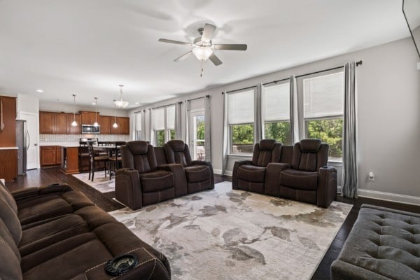 372 Old Stone Rd, Goodlettsville, TN 37072