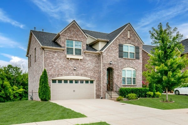 372 Old Stone Rd, Goodlettsville, TN 37072