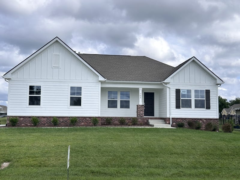 702 Larry Cir, Mount Pleasant, TN 38474