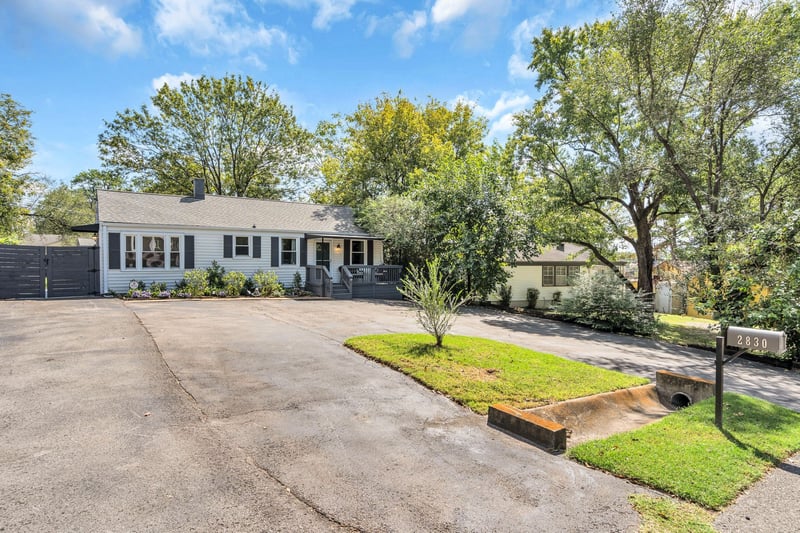 2830 Azalea Pl, Nashville, TN 37204