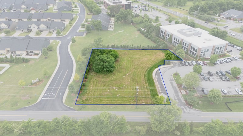 2816 Saint Andrews Dr, Murfreesboro, TN 37128