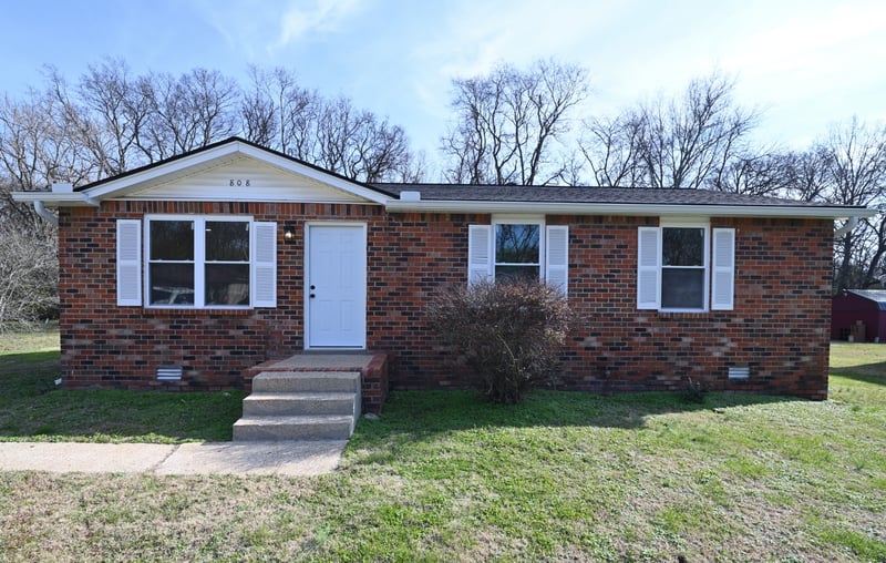 808 Hughes St, Spring Hill, TN 37174
