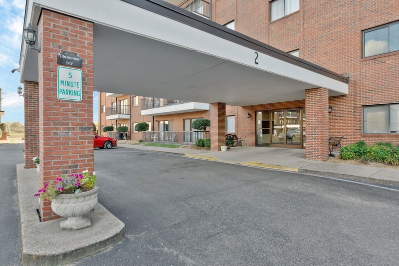 200 Sanders Ferry Rd #2504, Hendersonville, TN 37075