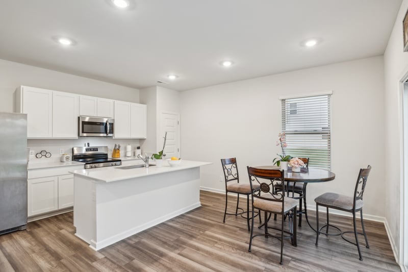 744 Emerson Ln, Westmoreland, TN 37186