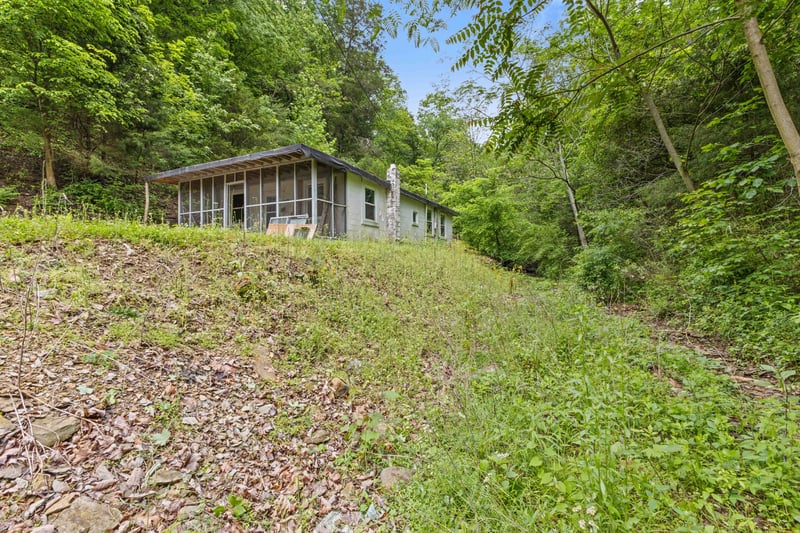1026 Hill Rd, Ashland City, TN 37015