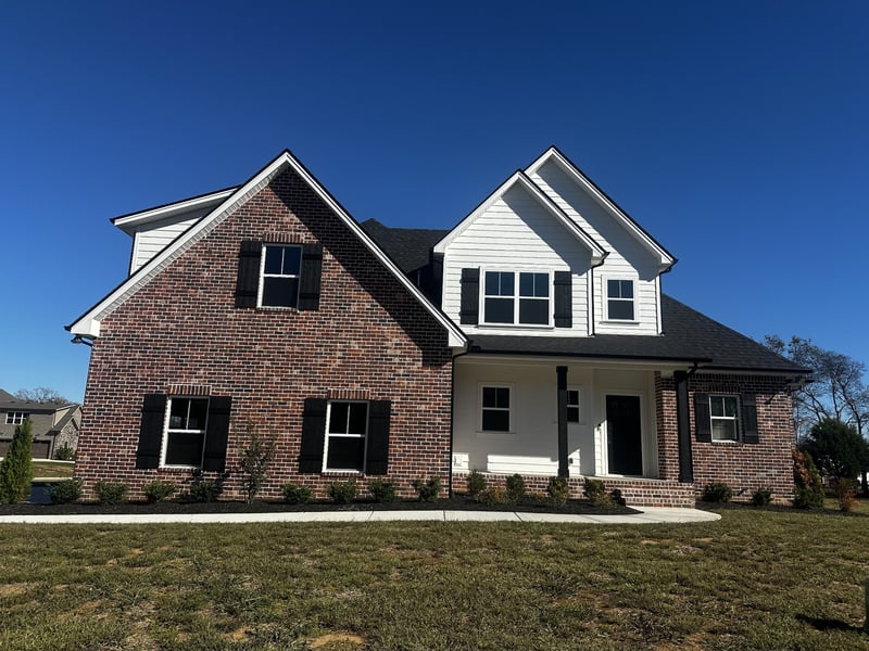 1067 Robert Lee Dr, Gallatin, TN 37066