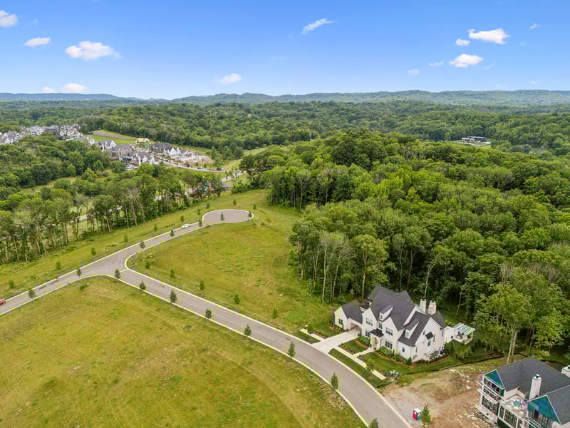 8067 Mountaintop Dr, College Grove, TN 37046